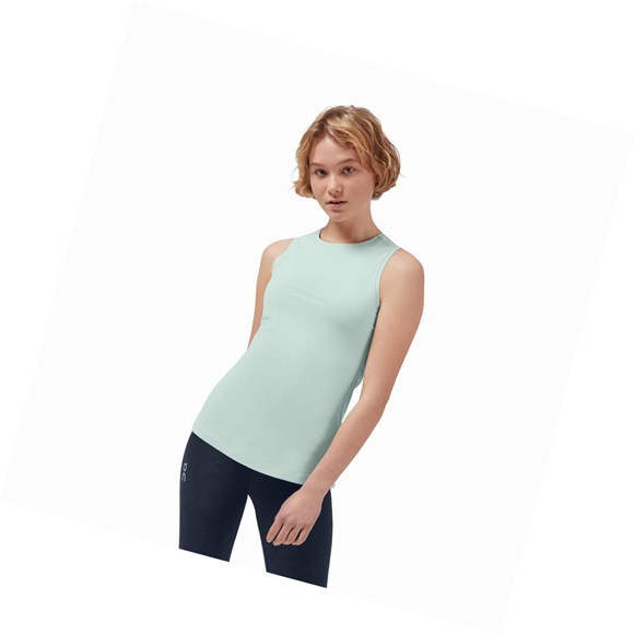 Dámské Tílko On Movement Olivy Zelené | 4638-JTDWC